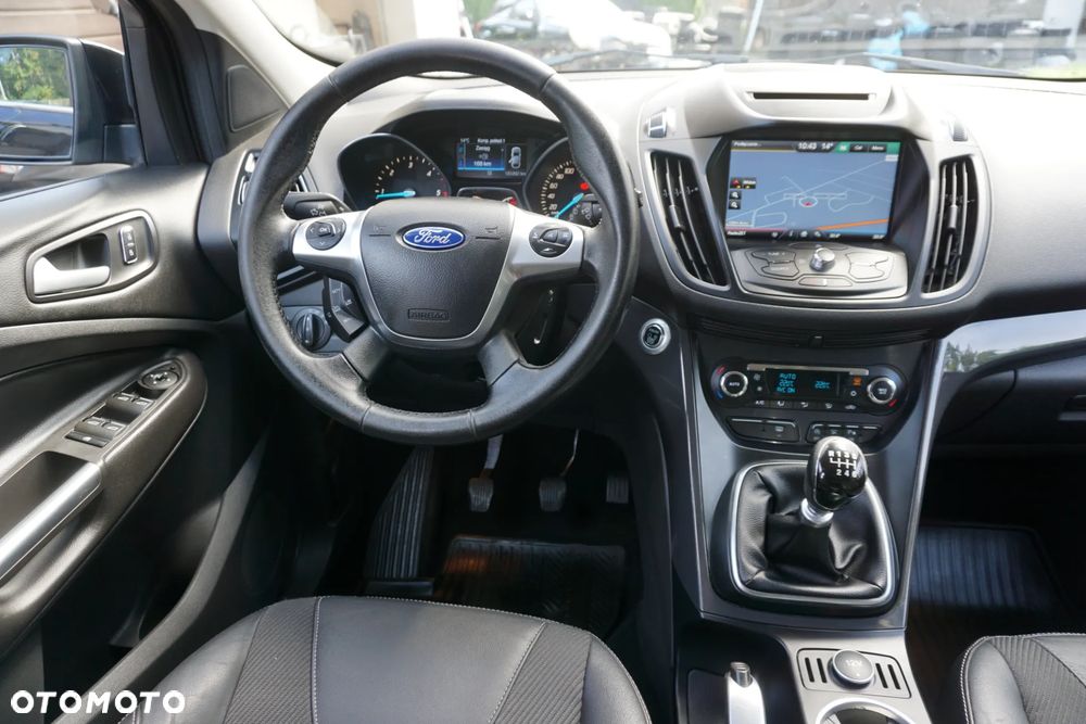 Ford Kuga 2.0 TDCi 2x4 Titanium - 13