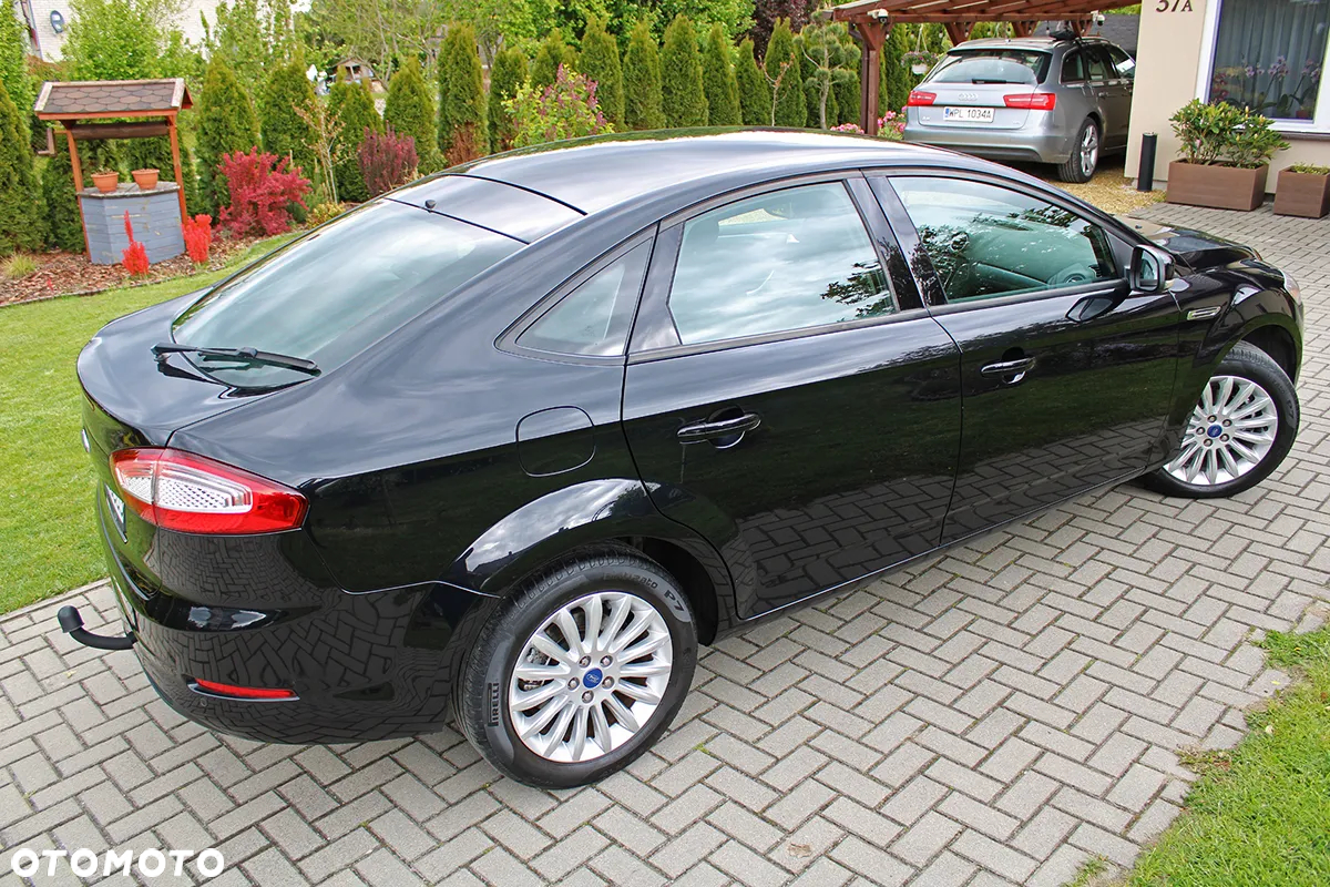 Ford Mondeo 2.0 TDCi Ambiente - 40