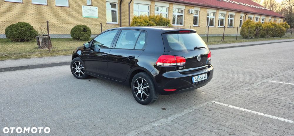 Volkswagen Golf 1.6 Trendline - 4