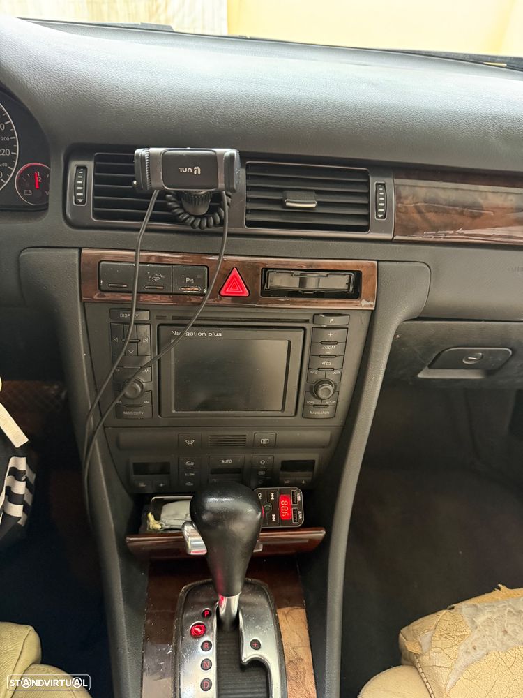 Audi A6 2.5 TDI V6 24v Tiptronic - 7