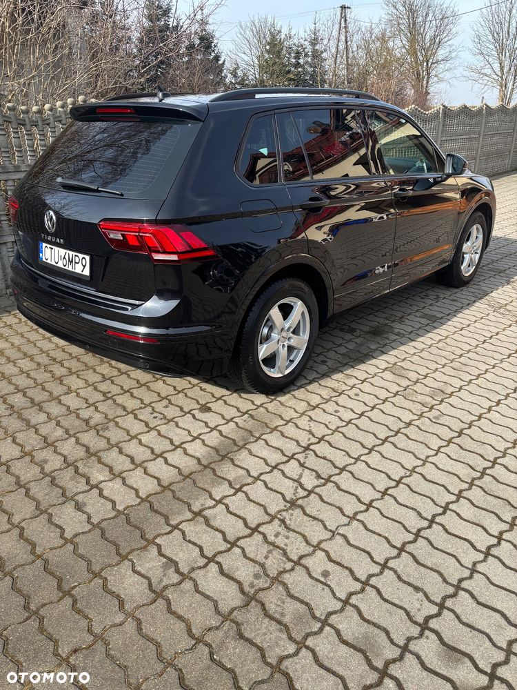 Volkswagen Tiguan - 16