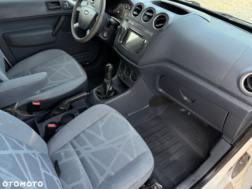 Ford Transit Connect - 30