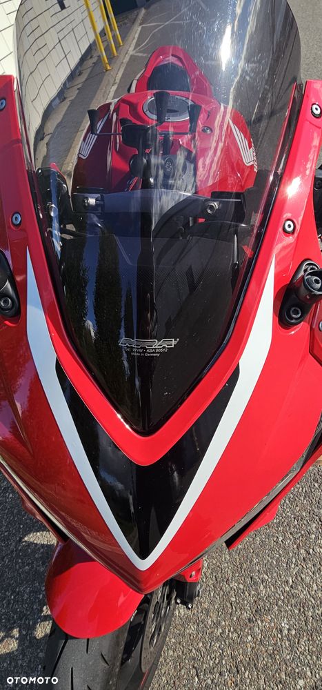 Honda CBR - 6