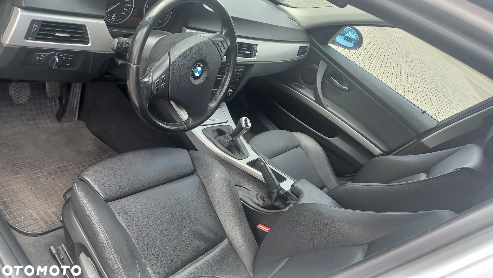 BMW Seria 3 318d - 8