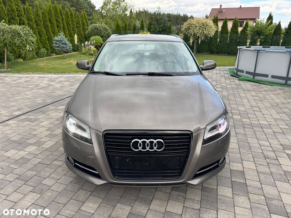 Audi A3 Sportback 1.4 TFSI Ambiente - 2
