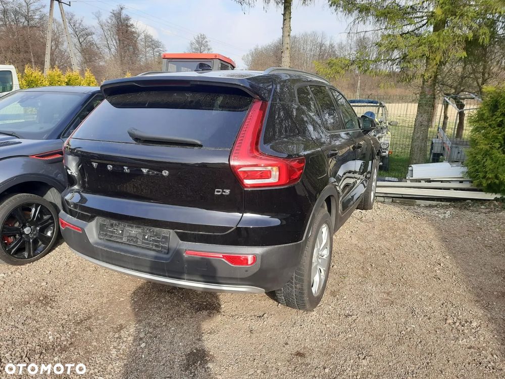 Volvo XC 40 - 1