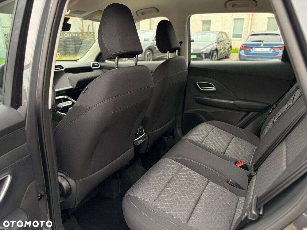MG ZS Hybrid+ - 15