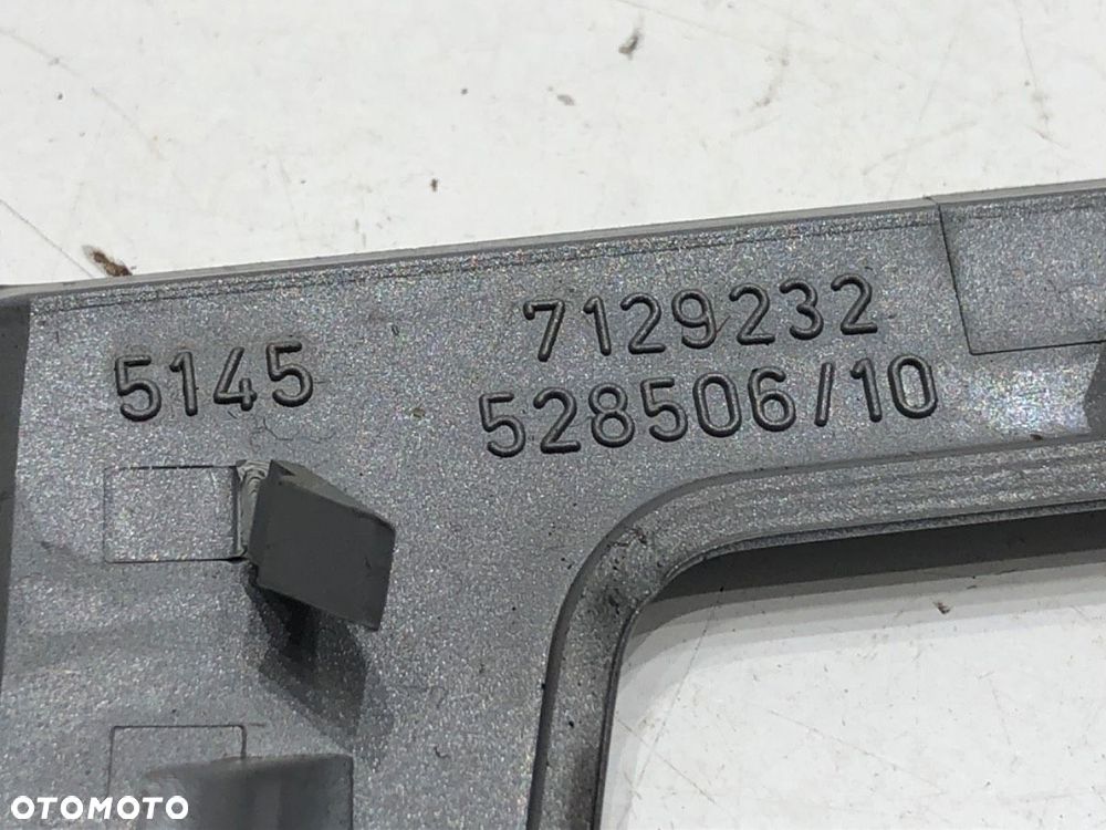 LISTWY DEKOR - 152.00 PLN - BMW 5 Touring (E61) 2004 - 2010 520 i 125 kW [170 KM] benzyna 2007 - - 13