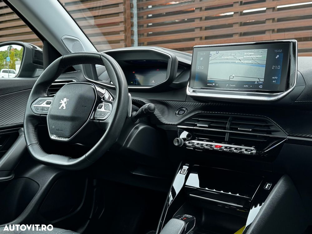 Peugeot 2008 BlueHDi 130 EAT8 Allure Pack - 19