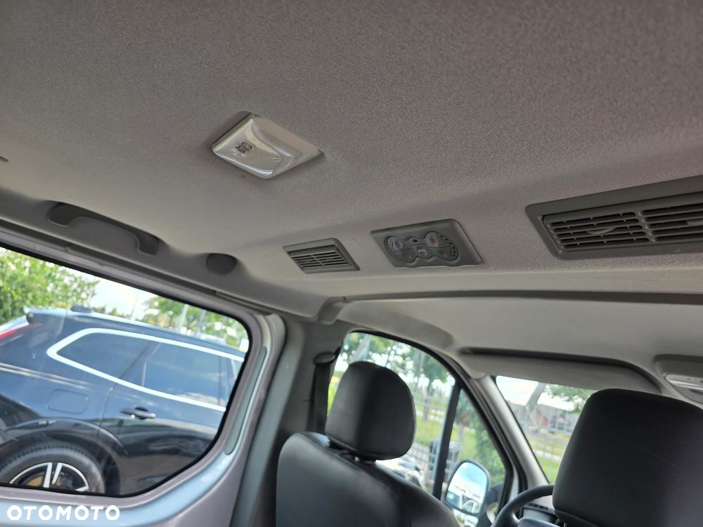 Renault Trafic Passenger Pack Clim - 9