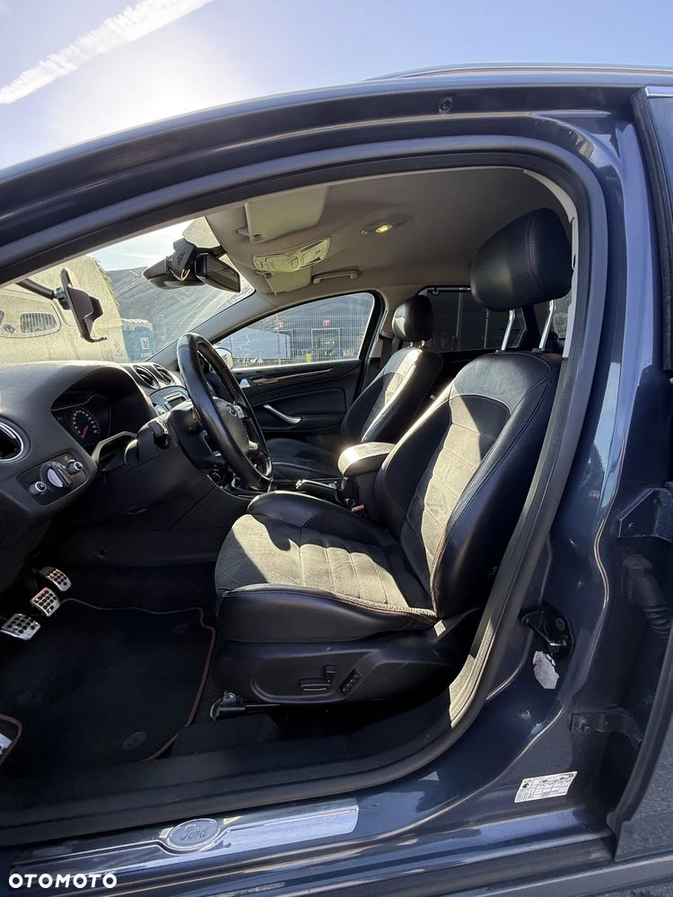 Ford Mondeo 2.0 TDCi Titanium - 9