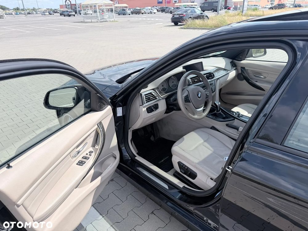 BMW Seria 3 320d - 10