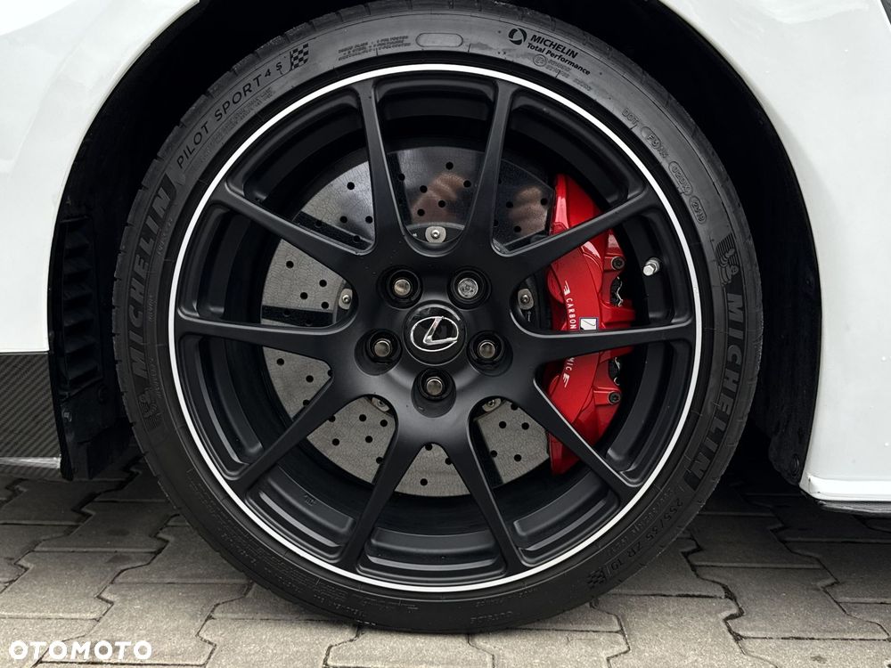 Lexus RC F Track Edition - 12