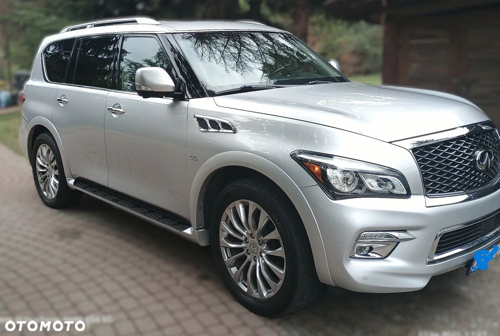 Infiniti QX80 - 19