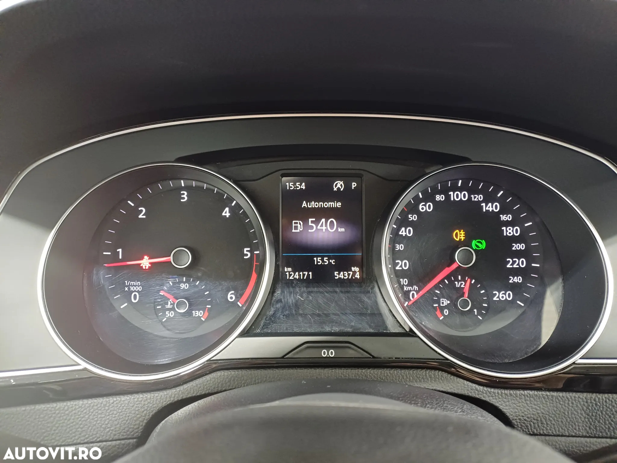 Volkswagen Passat 2.0 TDI DSG Highline - 11