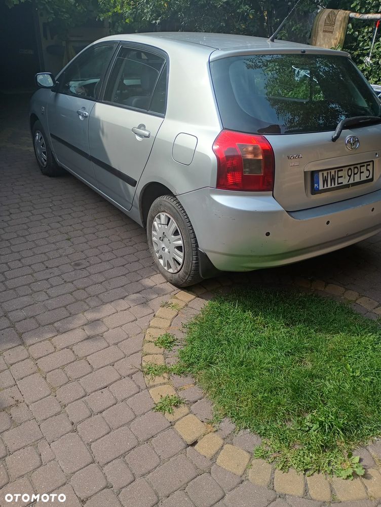 Toyota Corolla 1.4 VVT-i Base - 4