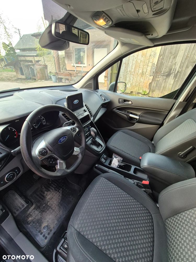 Ford Tourneo Connect Grand - 11