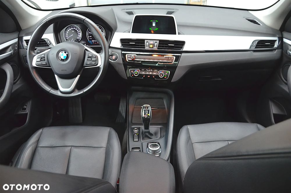 BMW X1 sDrive18i Advantage - 21