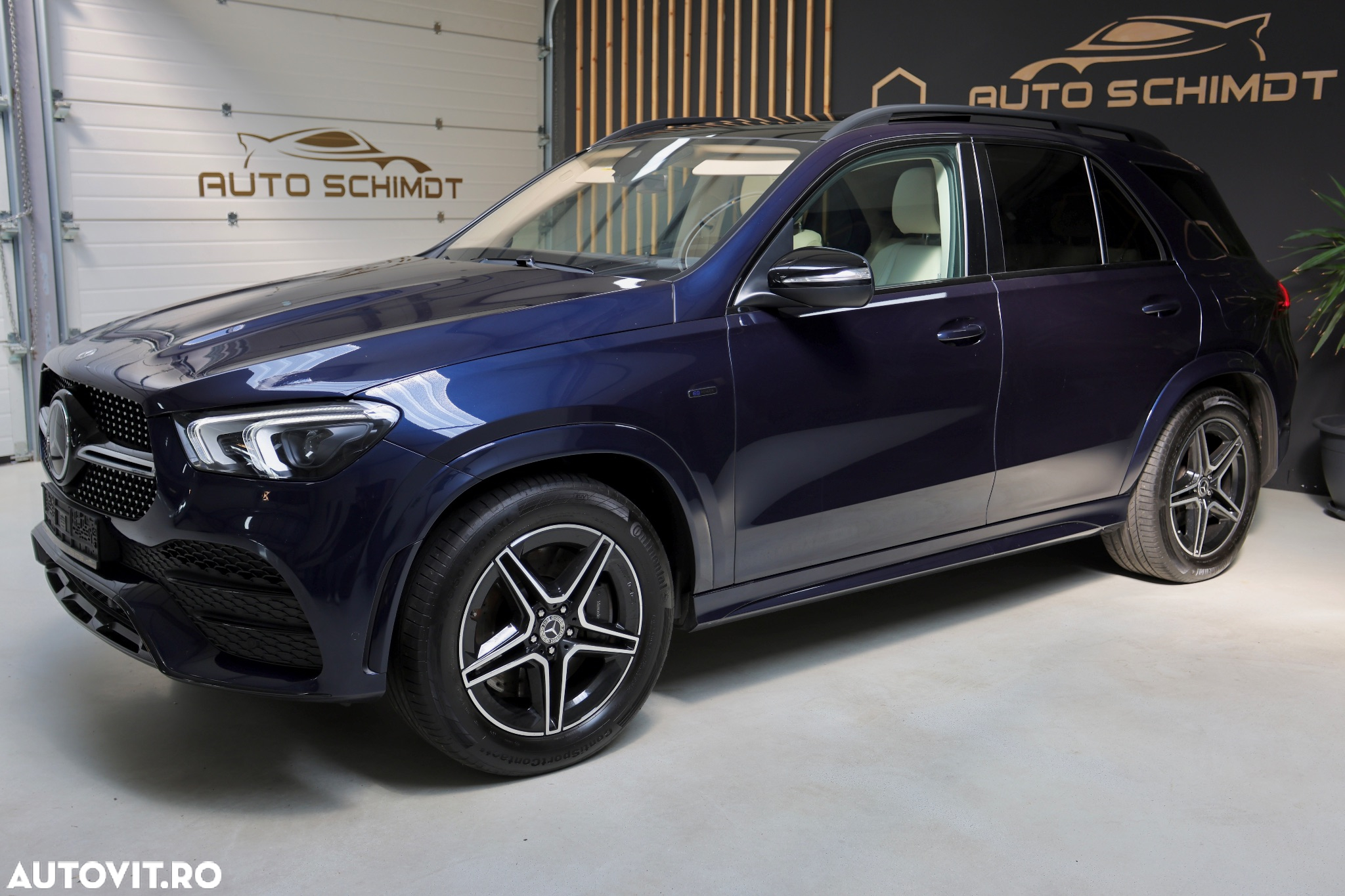Mercedes-Benz GLE 350 e 4MATIC - 3