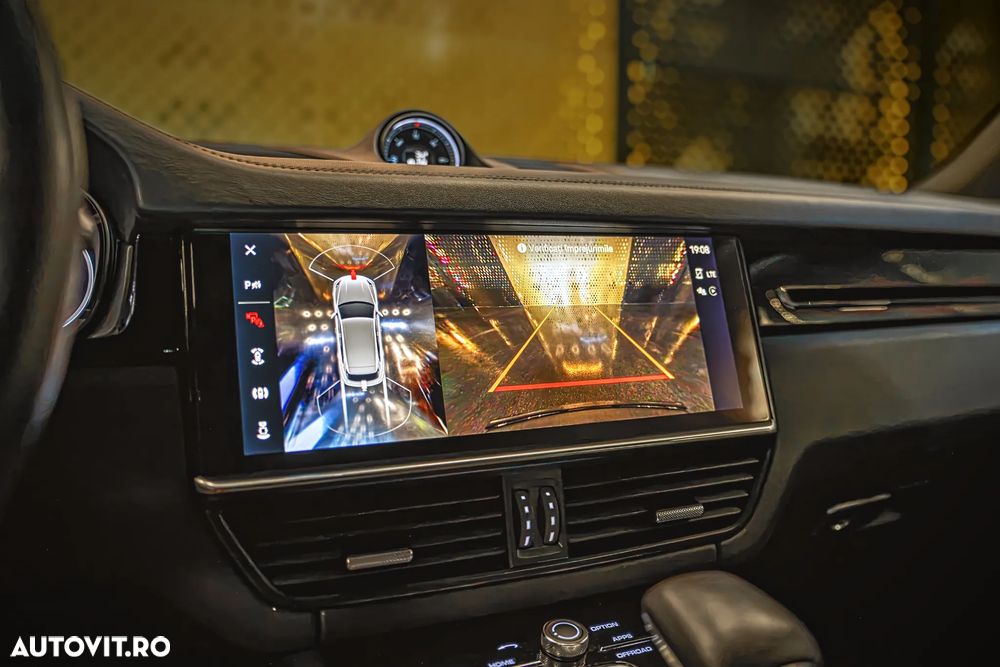 Porsche Cayenne E-Hybrid Tiptronic S Platinum Edition - 25
