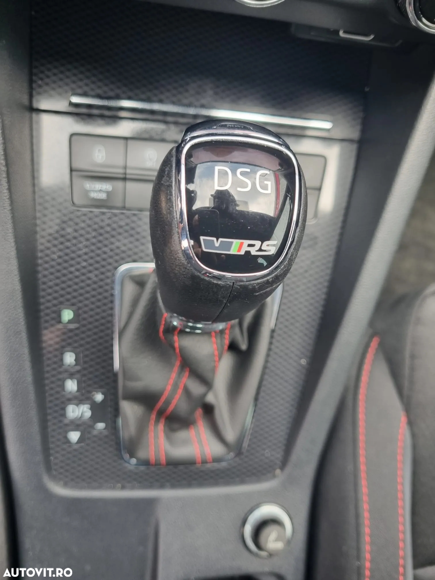 Skoda Octavia Combi 2.0 TDI 4x4 DSG RS - 20