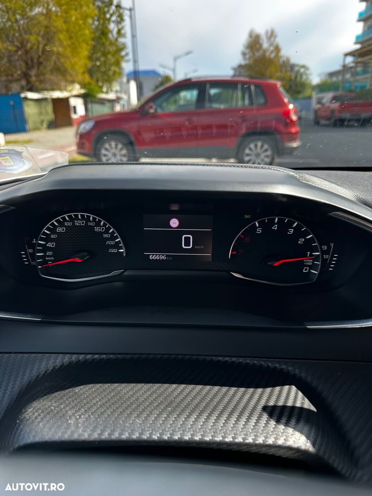 Peugeot 208 1.2 L PureTech STT Active Pack - 11