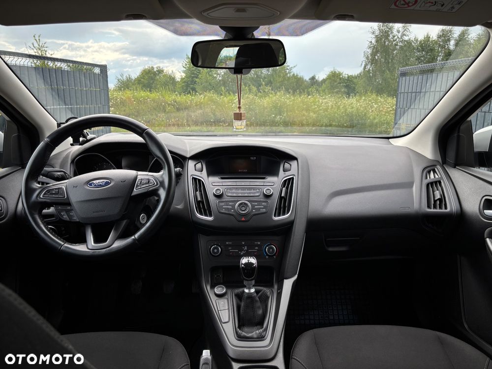 Ford Focus 1.5 TDCi Trend - 11
