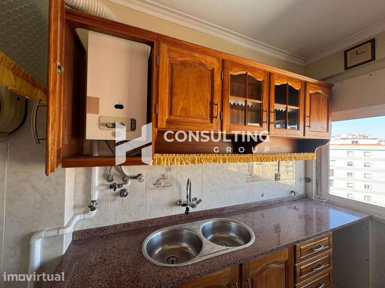 Apartamento T2 Venda em Mina de Água,Amadora - Grande imagem: 2/32