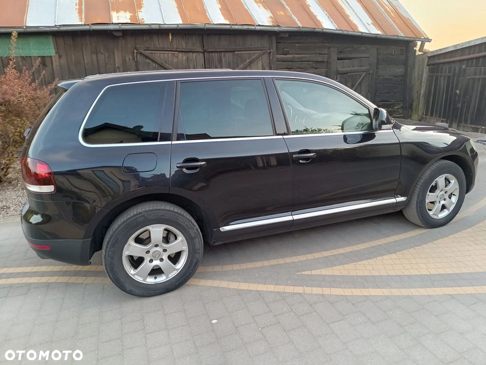 Volkswagen Touareg - 12