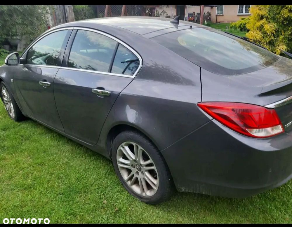 Opel Insignia 1.8 - 3