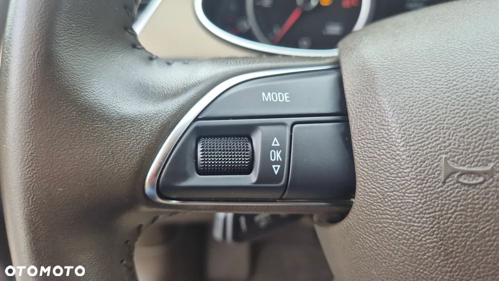 Audi A4 Avant 2.0 TDI DPF clean diesel multitronic Ambiente - 20