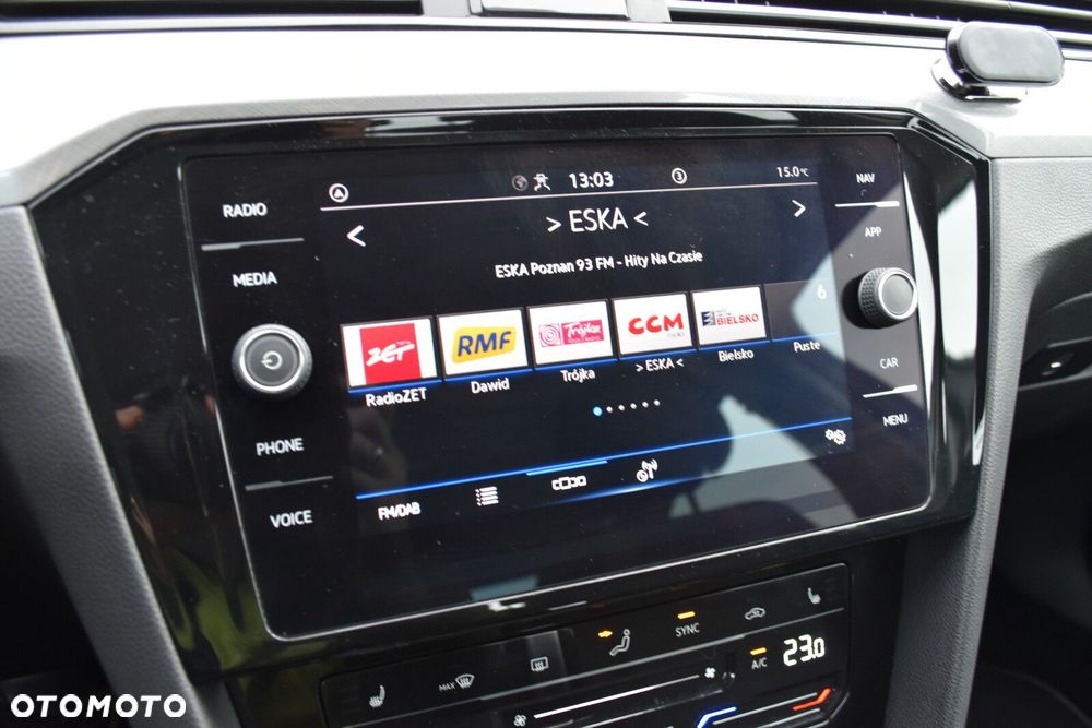 Volkswagen Passat 2.0 TDI Business DSG - 16