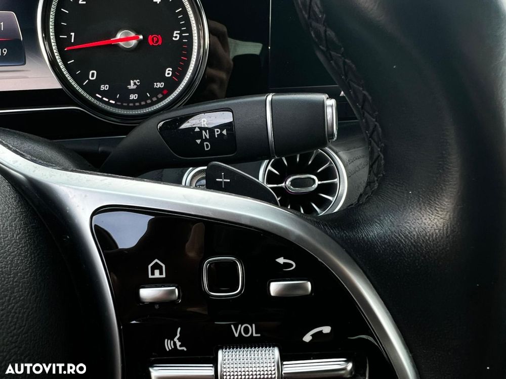 Mercedes-Benz E - 19