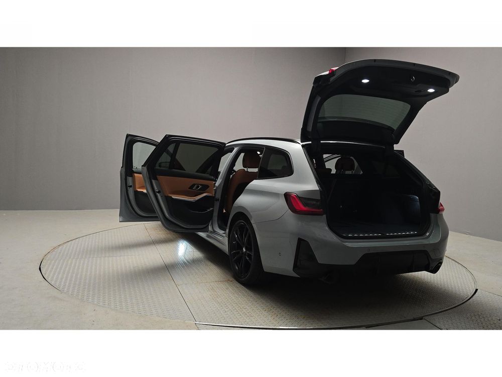 BMW Seria 3 320d xDrive Sport - 11
