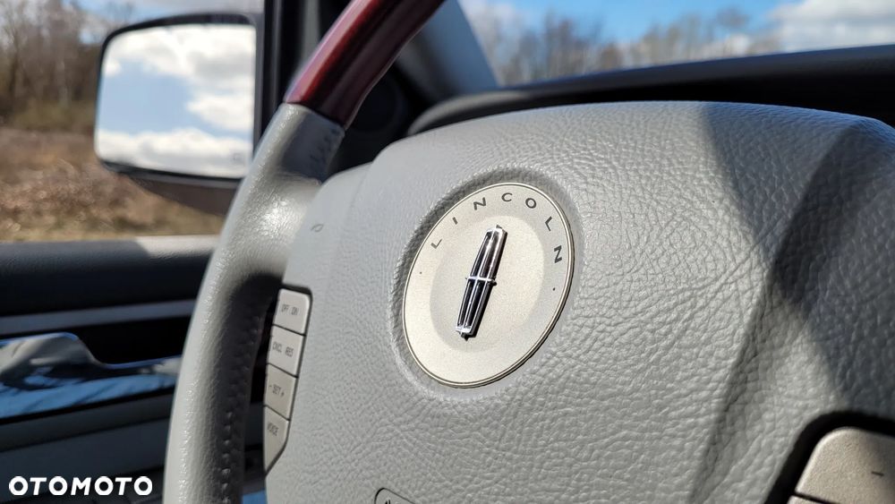 Lincoln Navigator 5.4 4WD Luxury - 19