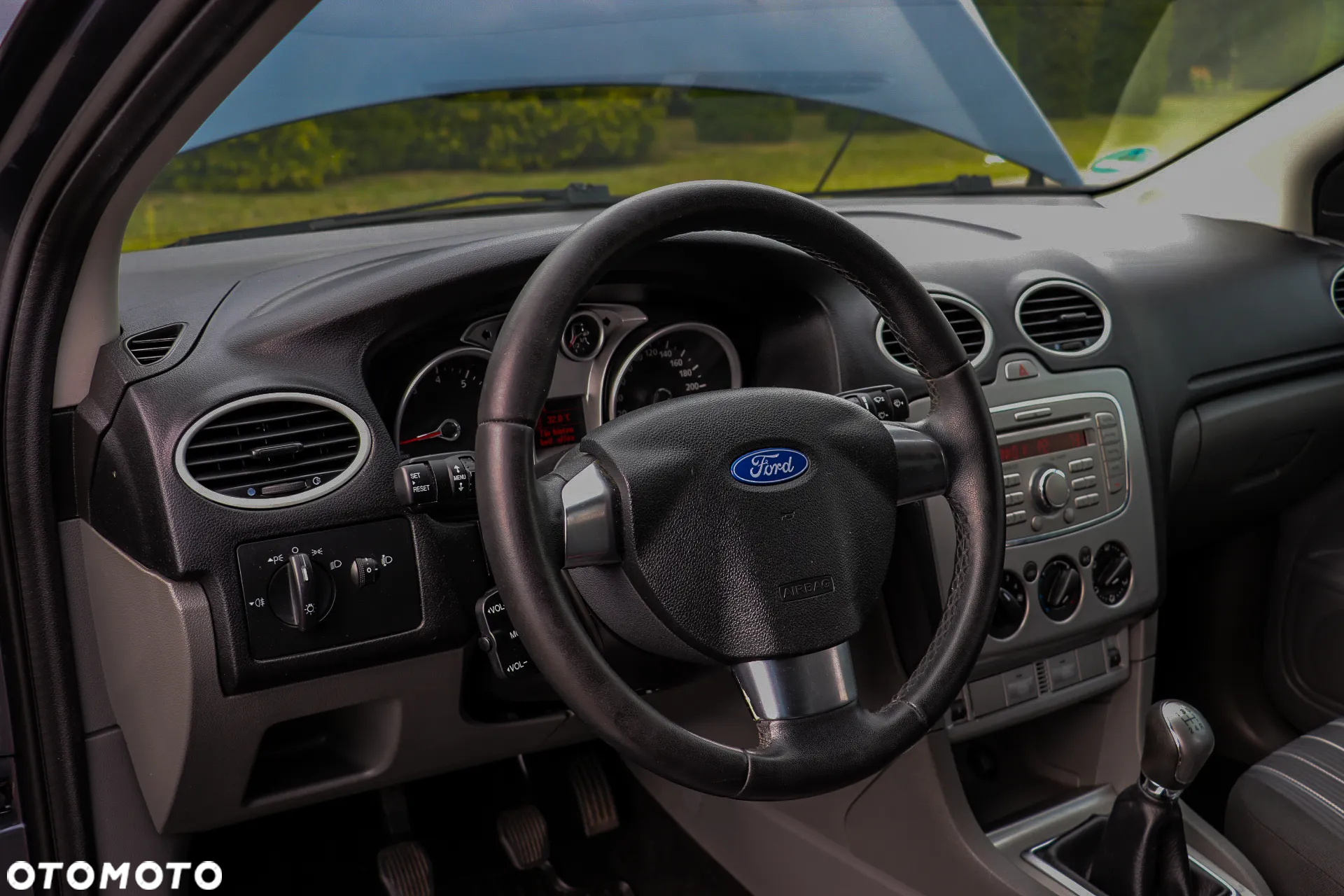 Ford Focus 1.6 16V Style - 28