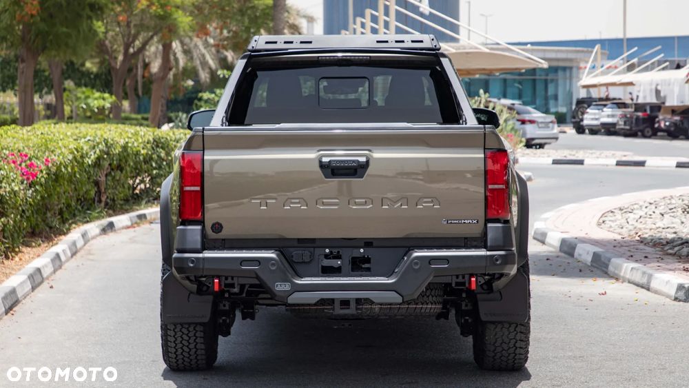 Toyota Tacoma - 31