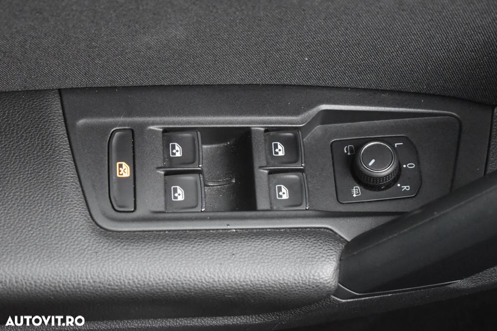 Volkswagen Tiguan 2.0 TDI SCR 4MOTION DSG Elegance - 33