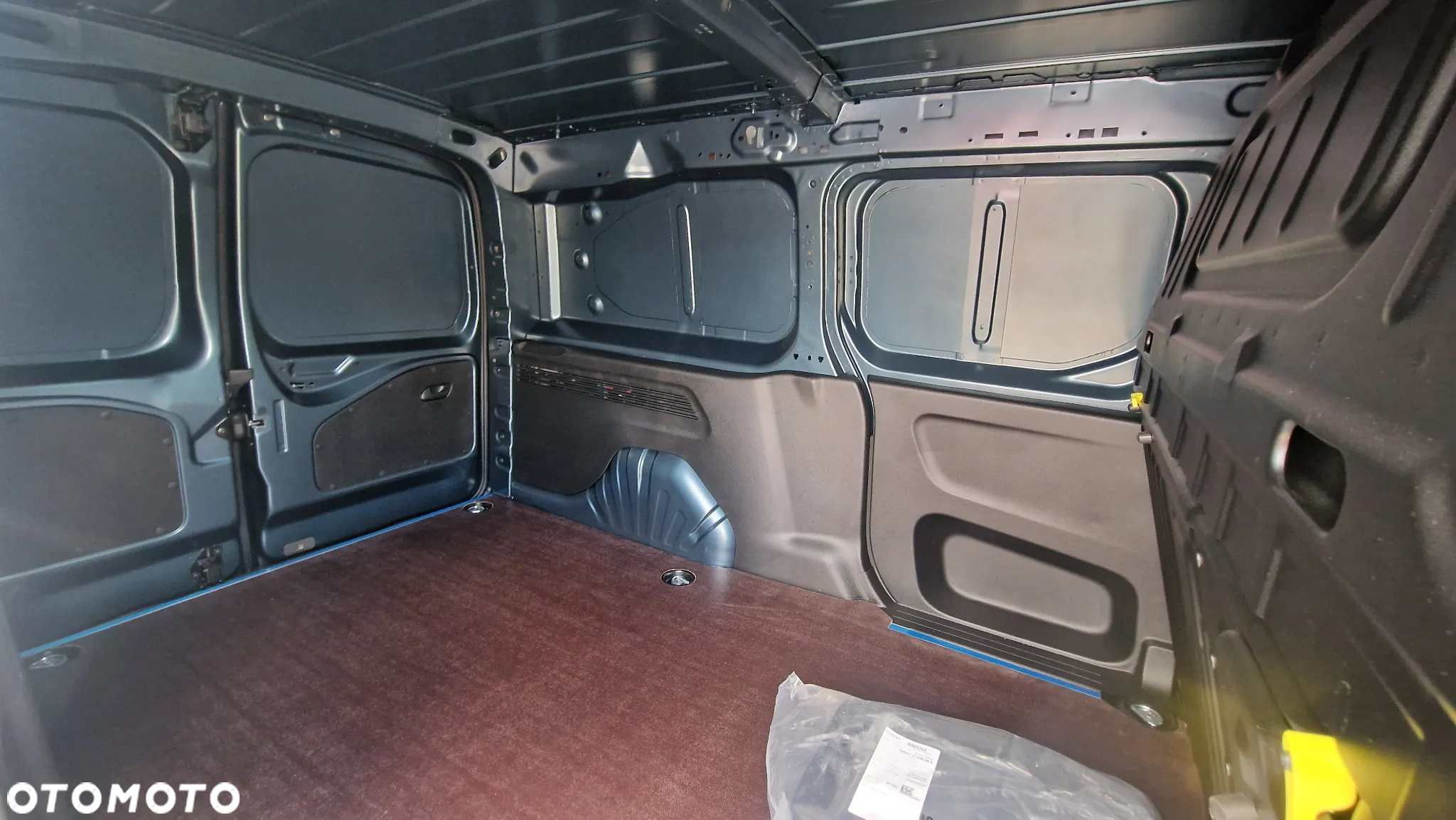 Opel Combo Cargo L2 950kg 1.5 Diesel 131 KM S&S AT8 - 10