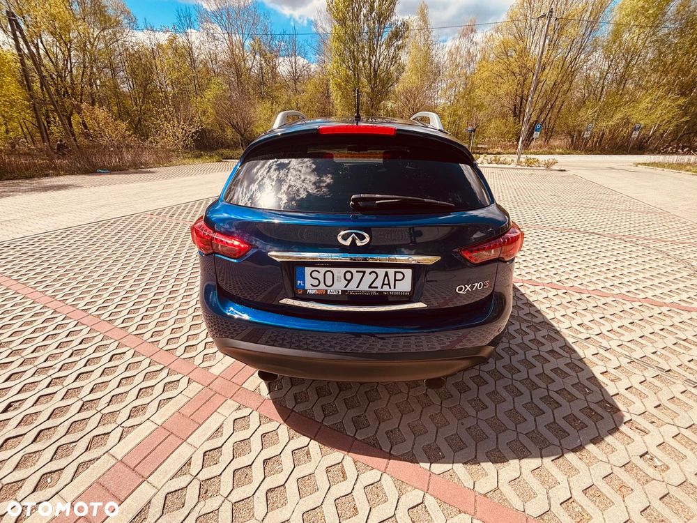 Infiniti Q70 3.7 S Premium - 4