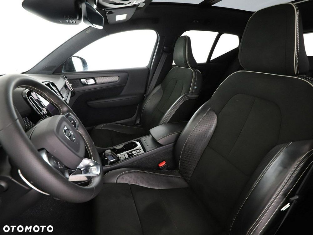 Volvo XC 40 T3 Geartronic RDesign - 14