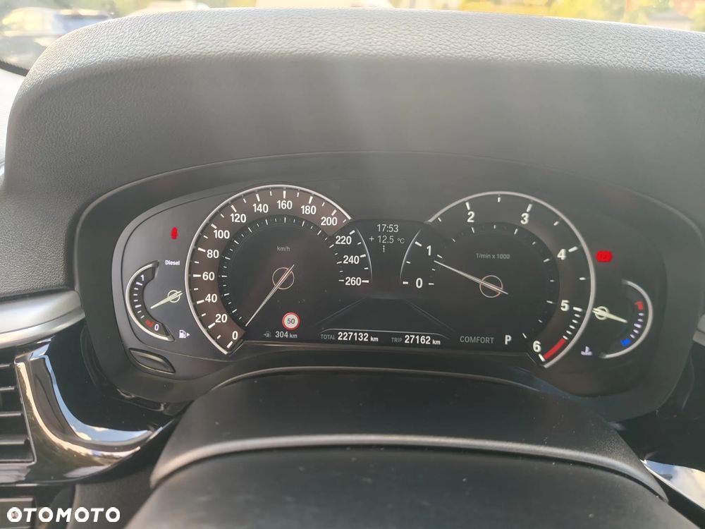 BMW Seria 5 - 16