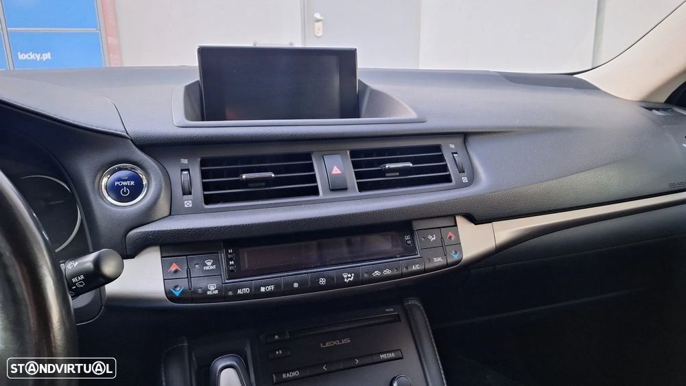 Lexus CT 200h - 5
