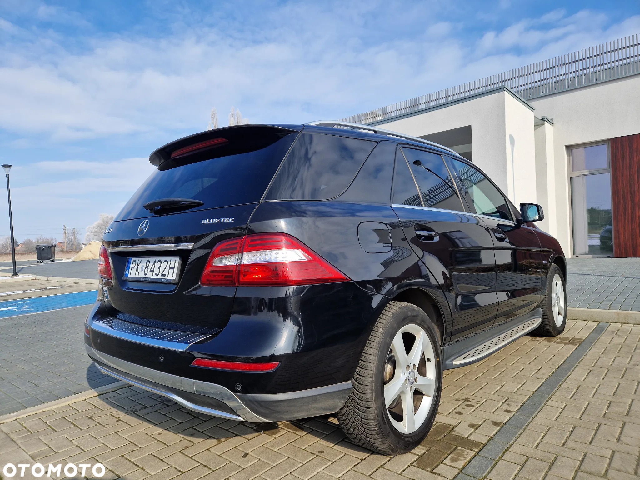 Mercedes-Benz ML 350 BlueTec 4-Matic - 6
