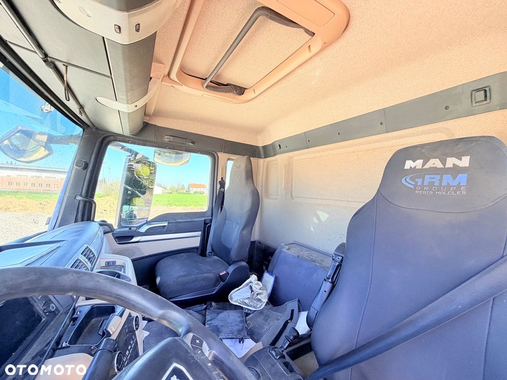 MAN TGS 35.460 - 16