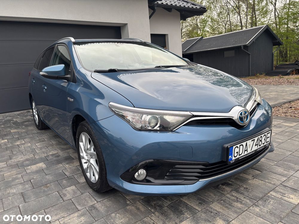Toyota Auris - 2