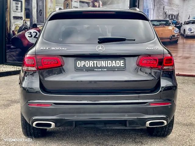 Mercedes-Benz GLC 300 de 4Matic - 17