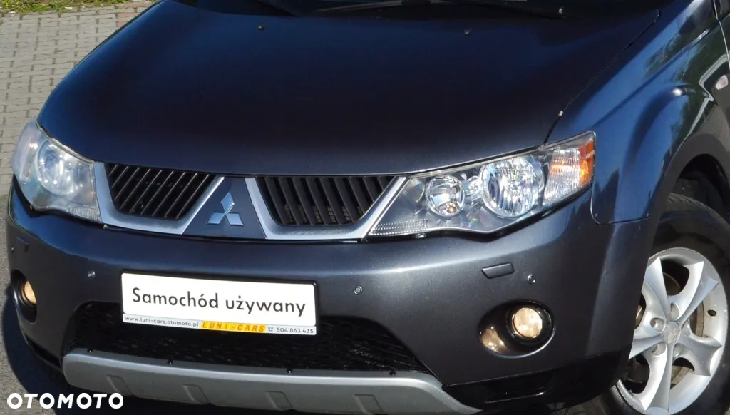 Mitsubishi Outlander - 8