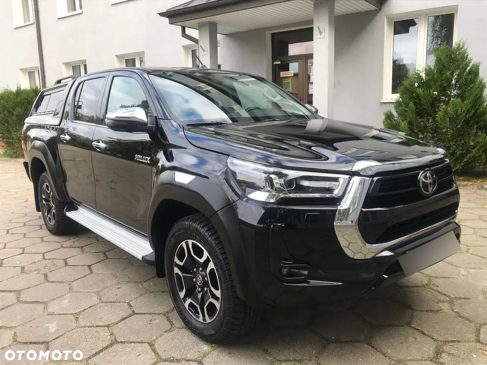 Toyota Hilux 2.8 D-4D Double Cab SR5 4x4 - 19