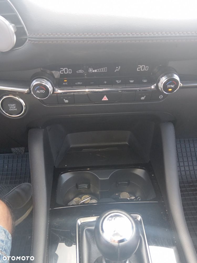 Mazda 3 2.0 mHEV Exclusive Line - 9
